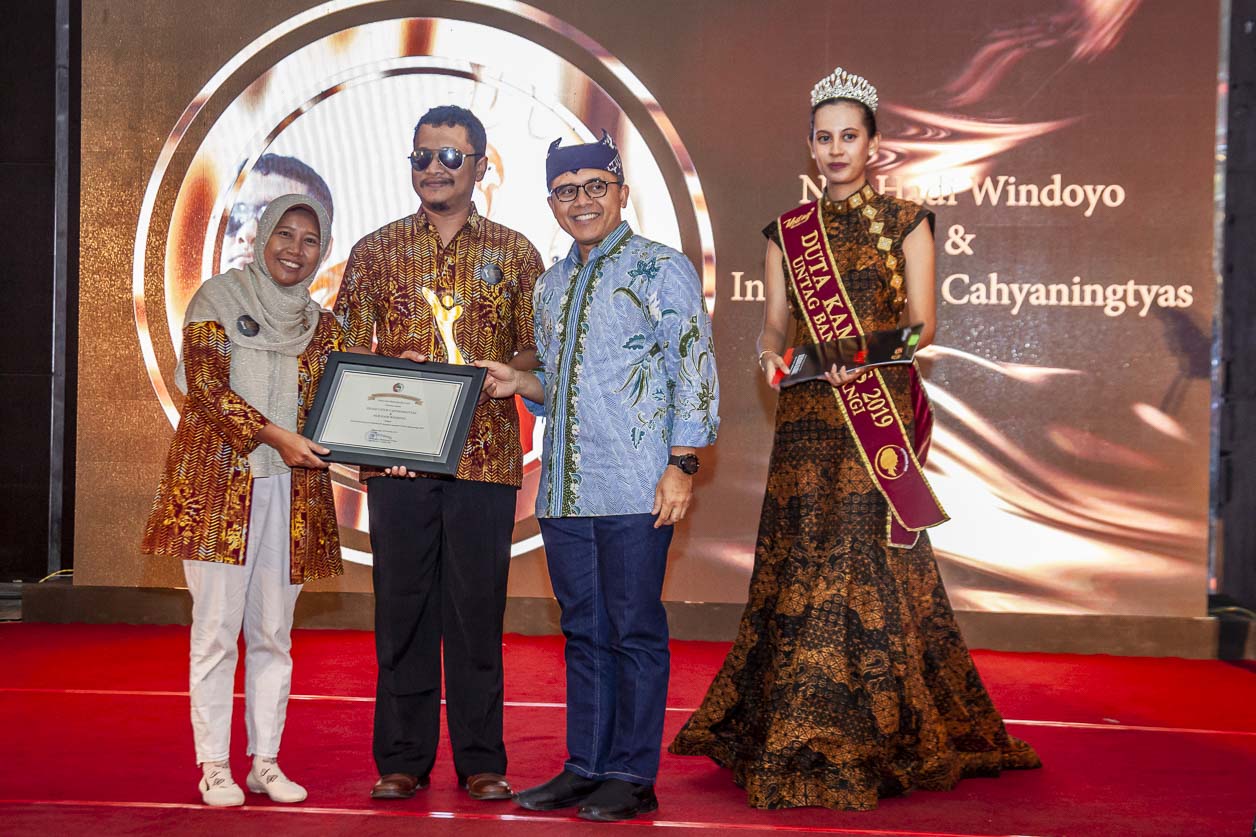 Si Buta Teka Belambangan  belambangan.com